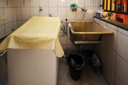 Casa para alugar com 360m², 3 quartos e 6 vagas Casa para alugar com 360m², 3 quartos e 6 vagasLavanderia