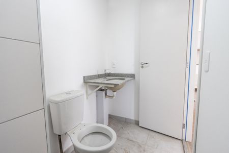 Apartamento para alugar com 42m², 2 quartos e 1 vaga Apartamento para alugar com 42m², 2 quartos e 1 vagaBanheiro