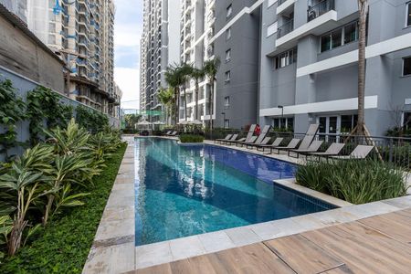 Apartamento para alugar com 42m², 2 quartos e 1 vaga Apartamento para alugar com 42m², 2 quartos e 1 vagaPiscina