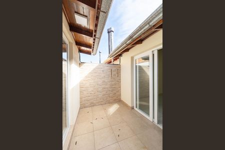 Casa de condomínio à venda com 70m², 2 quartos e 1 vaga