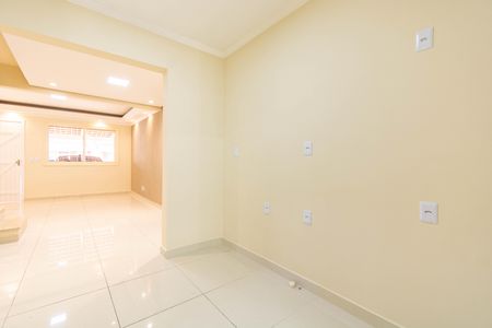 Casa de condomínio à venda com 70m², 2 quartos e 1 vaga