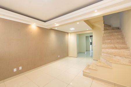 Casa de condomínio à venda com 70m², 2 quartos e 1 vaga