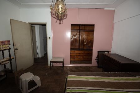 Apartamento à venda com 350m², 6 quartos e 1 vaga Apartamento à venda com 350m², 6 quartos e 1 vagaQuarto 3