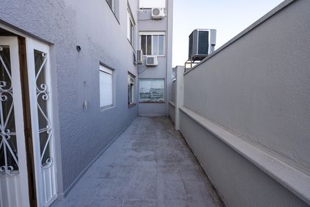 Apartamento à venda com 350m², 6 quartos e 1 vaga Apartamento à venda com 350m², 6 quartos e 1 vagaVaranda