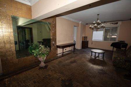Apartamento à venda com 350m², 6 quartos e 1 vaga Apartamento à venda com 350m², 6 quartos e 1 vagaSala