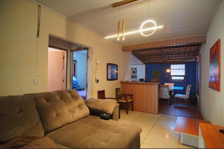 Sala de casa à venda com 2 quartos, 80m² em Campina, São Leopoldo