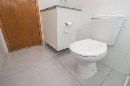 Casa para alugar com 60m², 2 quartos e sem vaga Casa para alugar com 60m², 2 quartos e sem vagaBanheiro