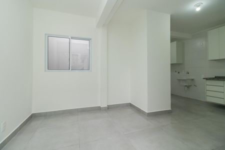 Casa para alugar com 60m², 2 quartos e sem vaga Casa para alugar com 60m², 2 quartos e sem vagaSala