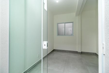 Casa para alugar com 60m², 2 quartos e sem vaga Casa para alugar com 60m², 2 quartos e sem vagaSala