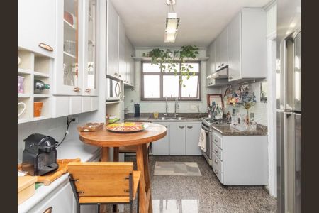 Apartamento à venda com 140m², 3 quartos e 2 vagas