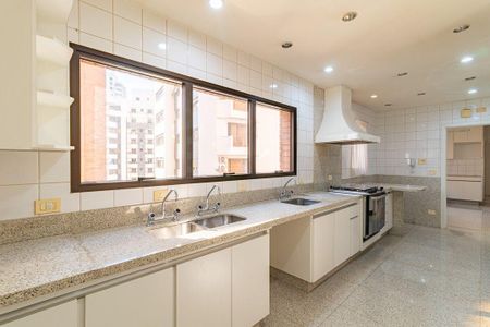 Apartamento à venda com 330m², 3 quartos e 3 vagas