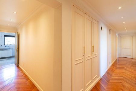 Apartamento à venda com 330m², 3 quartos e 3 vagas
