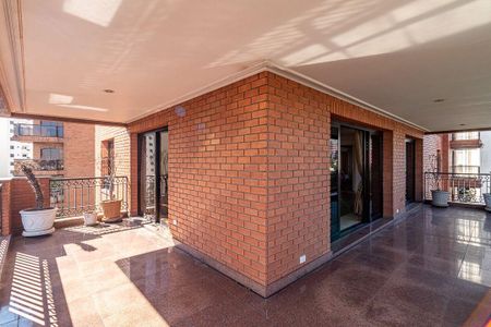 Apartamento à venda com 330m², 3 quartos e 3 vagas