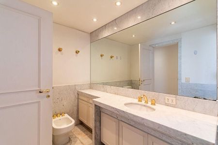 Apartamento à venda com 330m², 3 quartos e 3 vagas