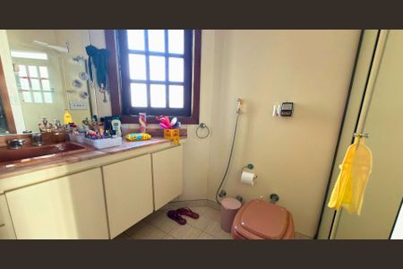 Casa à venda com 345m², 3 quartos e sem vaga