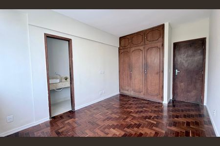 Apartamento à venda com 100m², 2 quartos e 1 vaga