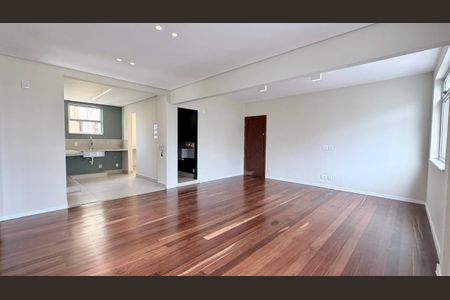 Apartamento à venda com 100m², 2 quartos e 1 vaga