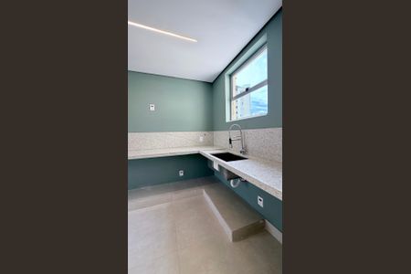 Apartamento à venda com 100m², 2 quartos e 1 vaga