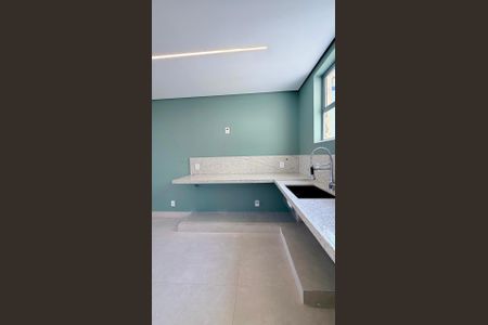 Apartamento à venda com 100m², 2 quartos e 1 vaga