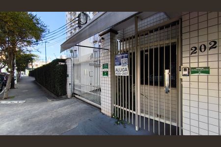 Apartamento para alugar com 50m², 2 quartos e 1 vaga Apartamento para alugar com 50m², 2 quartos e 1 vagaFachada + Plaquinha