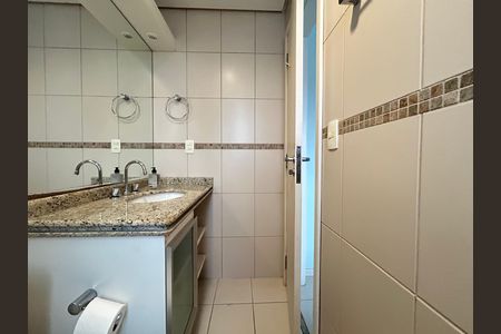 Apartamento para alugar com 80m², 2 quartos e 1 vaga Apartamento para alugar com 80m², 2 quartos e 1 vagaBanheiro suíte