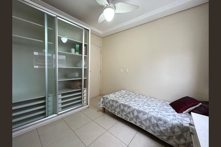Apartamento para alugar com 80m², 2 quartos e 1 vaga Apartamento para alugar com 80m², 2 quartos e 1 vagaQuarto