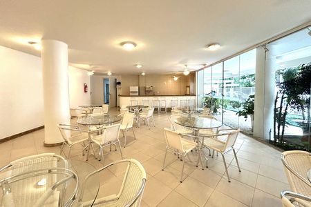 Apartamento para alugar com 80m², 2 quartos e 1 vaga Apartamento para alugar com 80m², 2 quartos e 1 vagaÁrea comum - Salão de festas