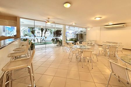 Apartamento para alugar com 80m², 2 quartos e 1 vaga Apartamento para alugar com 80m², 2 quartos e 1 vagaÁrea comum - Salão de festas