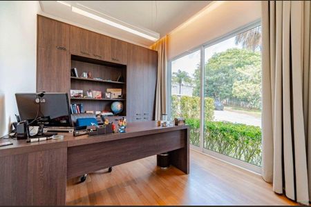 Casa à venda com 4 quartos, 591m² em Residencial Tambore III, Santana de Parnaíba