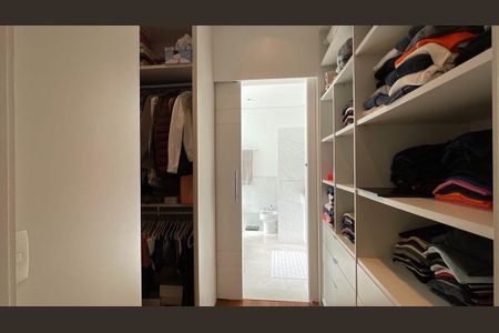 Casa à venda com 411m², 4 quartos e 4 vagas