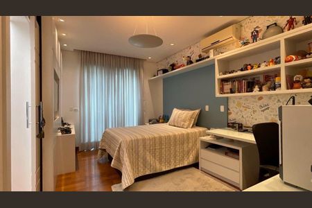 Casa à venda com 411m², 4 quartos e 4 vagas