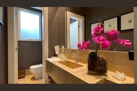Casa à venda com 411m², 4 quartos e 4 vagas