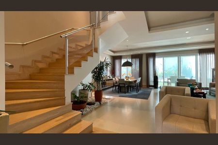 Casa à venda com 411m², 4 quartos e 4 vagas