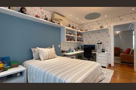 Casa à venda com 411m², 4 quartos e 4 vagas