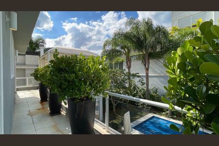 Casa à venda com 411m², 4 quartos e 4 vagas