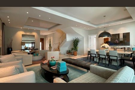 Casa à venda com 411m², 4 quartos e 4 vagas