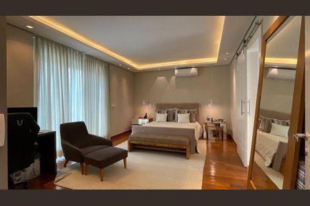 Casa à venda com 411m², 4 quartos e 4 vagas