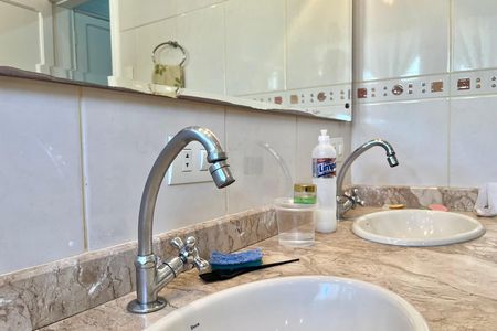 Casa para alugar com 152m², 3 quartos e 2 vagas Casa para alugar com 152m², 3 quartos e 2 vagasBanheiro
