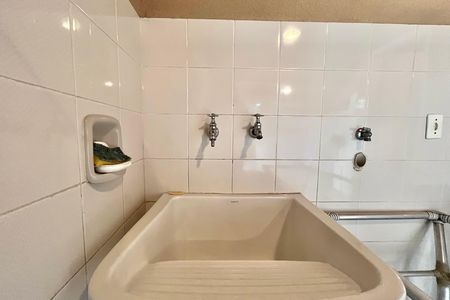 Casa para alugar com 152m², 3 quartos e 2 vagas Casa para alugar com 152m², 3 quartos e 2 vagasÁrea de Serviço