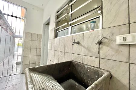 Casa para alugar com 80m², 2 quartos e sem vaga Casa para alugar com 80m², 2 quartos e sem vagaÁrea de Serviço