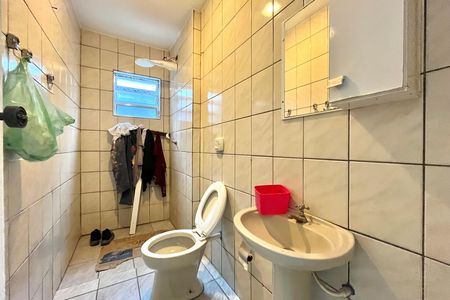 Casa para alugar com 80m², 2 quartos e sem vaga Casa para alugar com 80m², 2 quartos e sem vagaBanheiro
