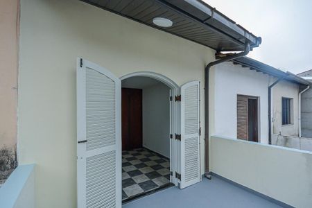 Casa para alugar com 120m², 3 quartos e 1 vaga Casa para alugar com 120m², 3 quartos e 1 vagaSacada