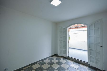 Casa para alugar com 120m², 3 quartos e 1 vaga Casa para alugar com 120m², 3 quartos e 1 vagaQuarto 3
