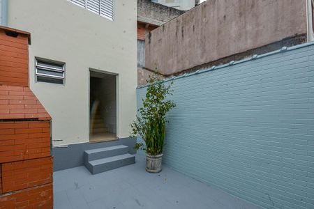 Casa para alugar com 120m², 3 quartos e 1 vaga Casa para alugar com 120m², 3 quartos e 1 vagaQuintal