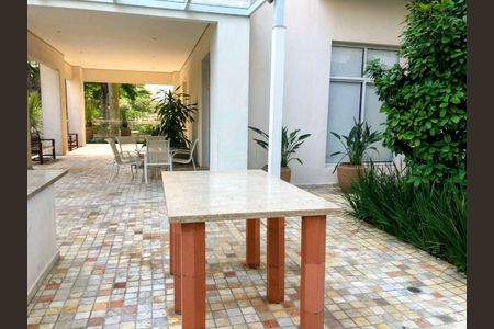 Apartamento à venda com 72m², 2 quartos e 2 vagas