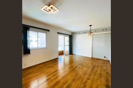 Apartamento à venda com 72m², 2 quartos e 2 vagas