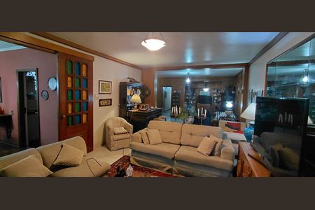 Apartamento à venda com 213m², 4 quartos e 2 vagas