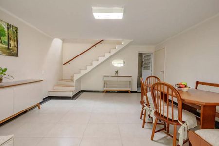 Casa à venda com 4 quartos, 335m² em Brooklin, São Paulo