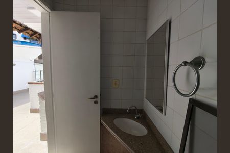 Casa para alugar com 233m², 3 quartos e 3 vagas