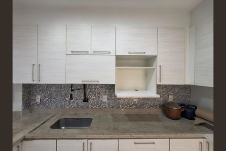 Casa para alugar com 233m², 3 quartos e 3 vagas